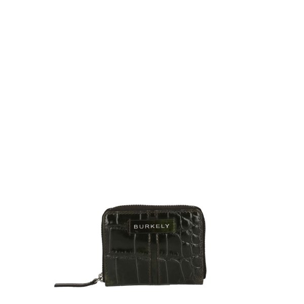 Timeless Cool Colbie leather bag with structured design, rich patina, and functional compartments for modern women